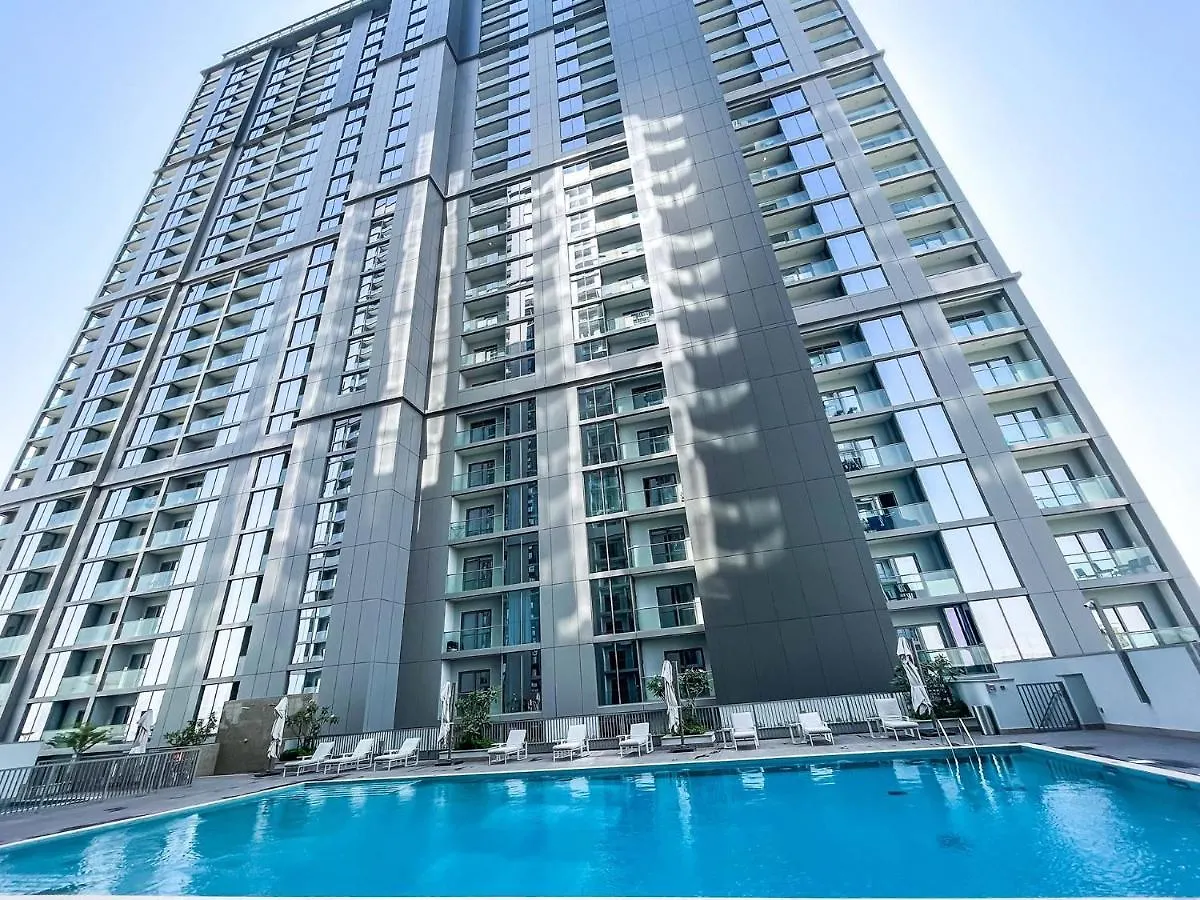 Stay Phenomenal 1 Bedroom Holiday Home Near Burj Khalifa Dubai